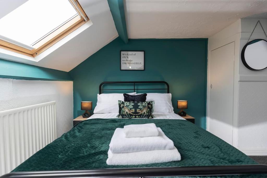 Town Centre & All The Comforts! Guisborough Extérieur photo