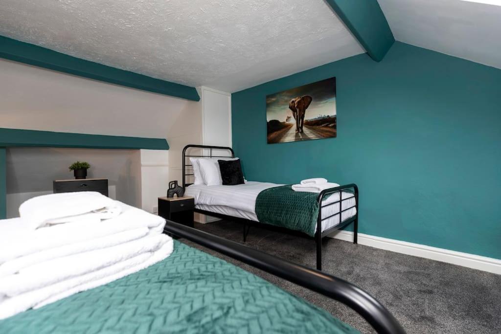 Town Centre & All The Comforts! Guisborough Extérieur photo
