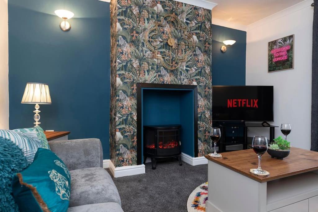 Town Centre & All The Comforts! Guisborough Extérieur photo