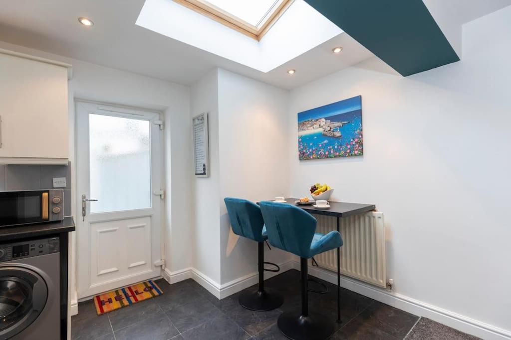 Town Centre & All The Comforts! Guisborough Extérieur photo