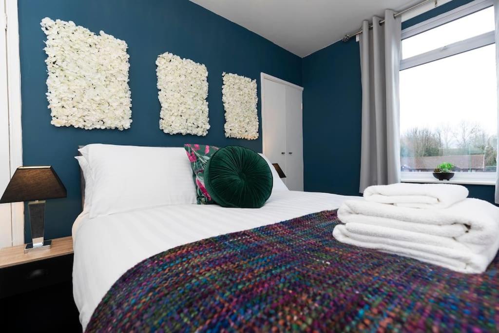 Town Centre & All The Comforts! Guisborough Extérieur photo